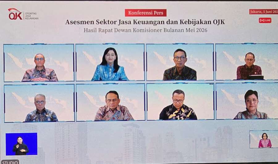 Ketua Dewan KomisionerOJK, Friderica Widyasari Dewi, dalam Konferensi Pers RDK Bulanan (RDKB) Mei 2026 pada Jumat (5/6/2026).