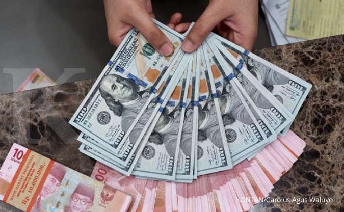 Rupiah Tertekan Dekat Rp18.000/USD, Bank Sentral dan Perbankan Respons dengan Pengetatan Likuiditas Valas