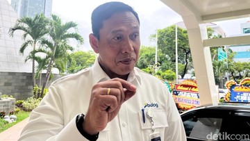 Antisipasi Kenaikan Harga, Bulog Ajukan Skema Baru Distribusi Beras Premium Rp14.900/Kg
