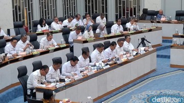 Menteri Amran Ajukan Tambahan Anggaran Puluhan Triliun untuk Kementan dan Bapanas Demi Capai Target RPJMN