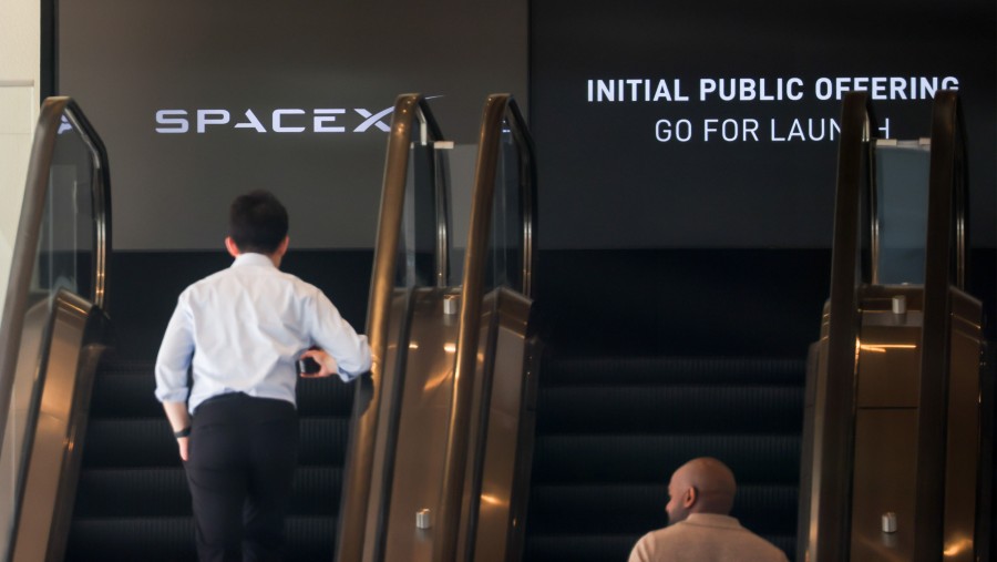 Jelang IPO SpaceX milik Elon Musk. dok: Michael Nagle/Bloomberg