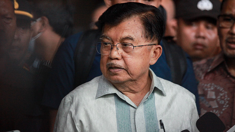 Wakil Presiden ke-10 dan ke-12 RI, Jusuf Kalla (JK) di Pengadilan Tipikor, Kamis (16/5/2024). (Bloomberg Technoz/Andrean Kristianto)
