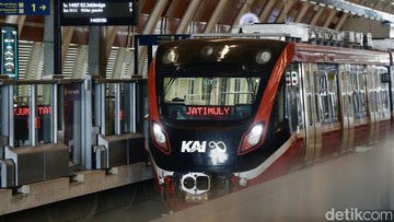Layanan Kereta Cepat Jakarta-Bogor Ditingkatkan: Frekuensi LRT Jabodebek Bertambah di Jam Puncak Keberangkatan