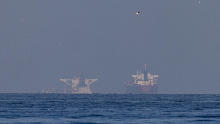 Sinyal Optimisme di Hormuz: Harga Minyak Terpukul oleh Peningkatan Lalu Lintas Kapal Tanker Pasca Isyarat Damai AS-Iran