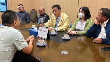 Menteri Keuangan Purbaya Yudhi Sadewa sidak pabrik baja china di Pulogadung, Jakarta Timur.Foto: Dok. Kementerian Keuangan