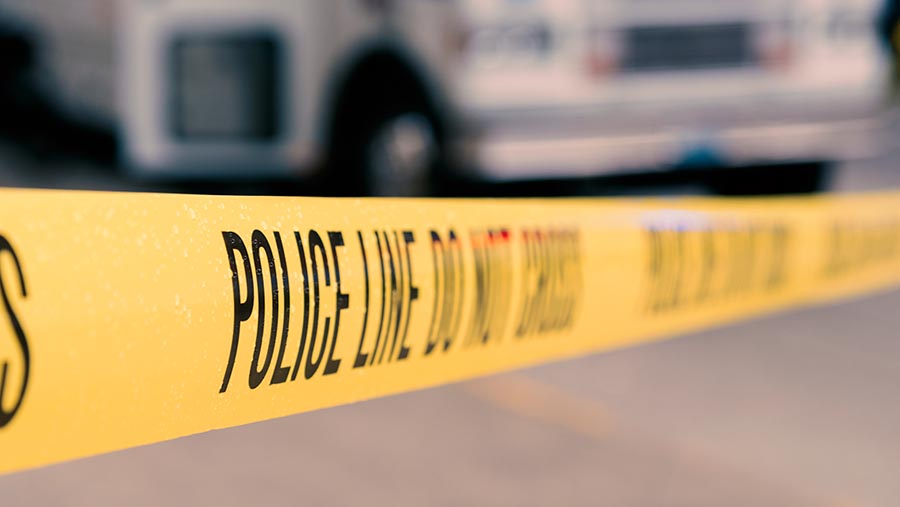 Ilustrasi garis polisi. (Photo By RLTheis via Envato)