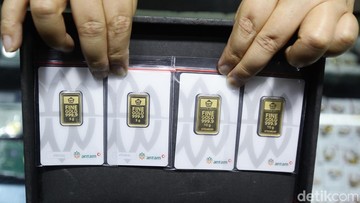 Harga Emas Antam / Foto: Ari Saputra