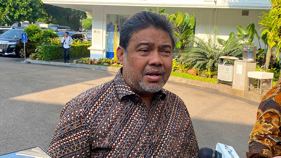 Penasihat Khusus Presiden Bidang Ketenagakerjaan Said Iqbal. (Bloomberg Technoz/Dovana Hasiana)