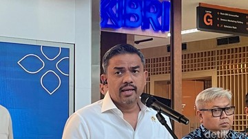 Menteri UMKM Tegaskan Pendapatan Driver Ojol Stabil Pasca Revisi Komisi Aplikator 8 Persen